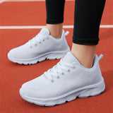 basket running femme simplicity blanche